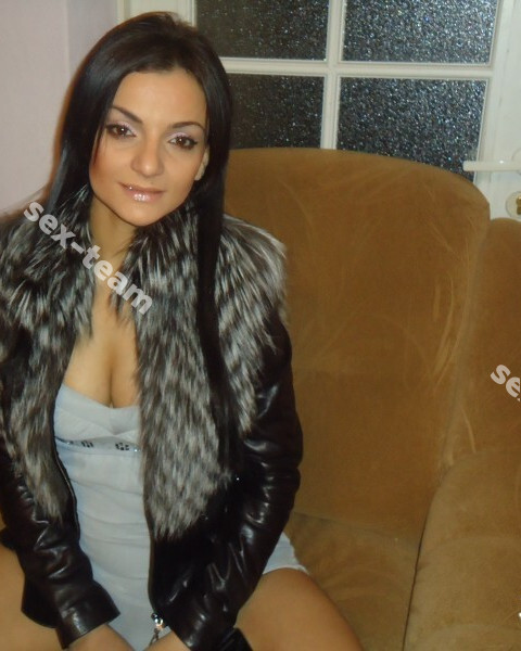 Женя